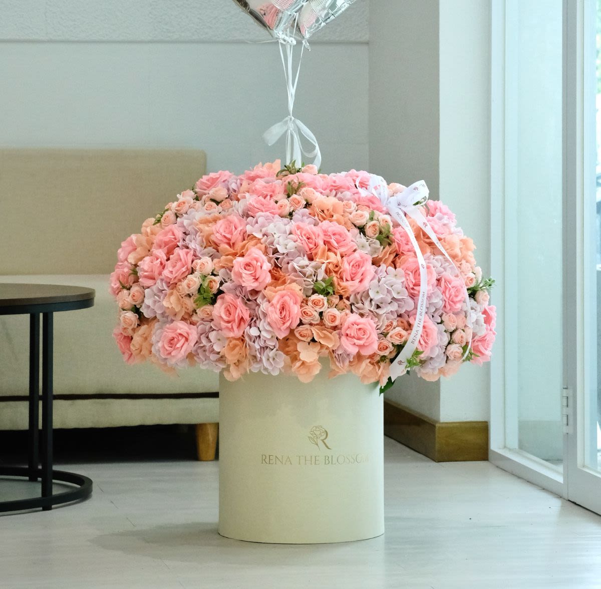 Magical Bloom - (With Balloon)