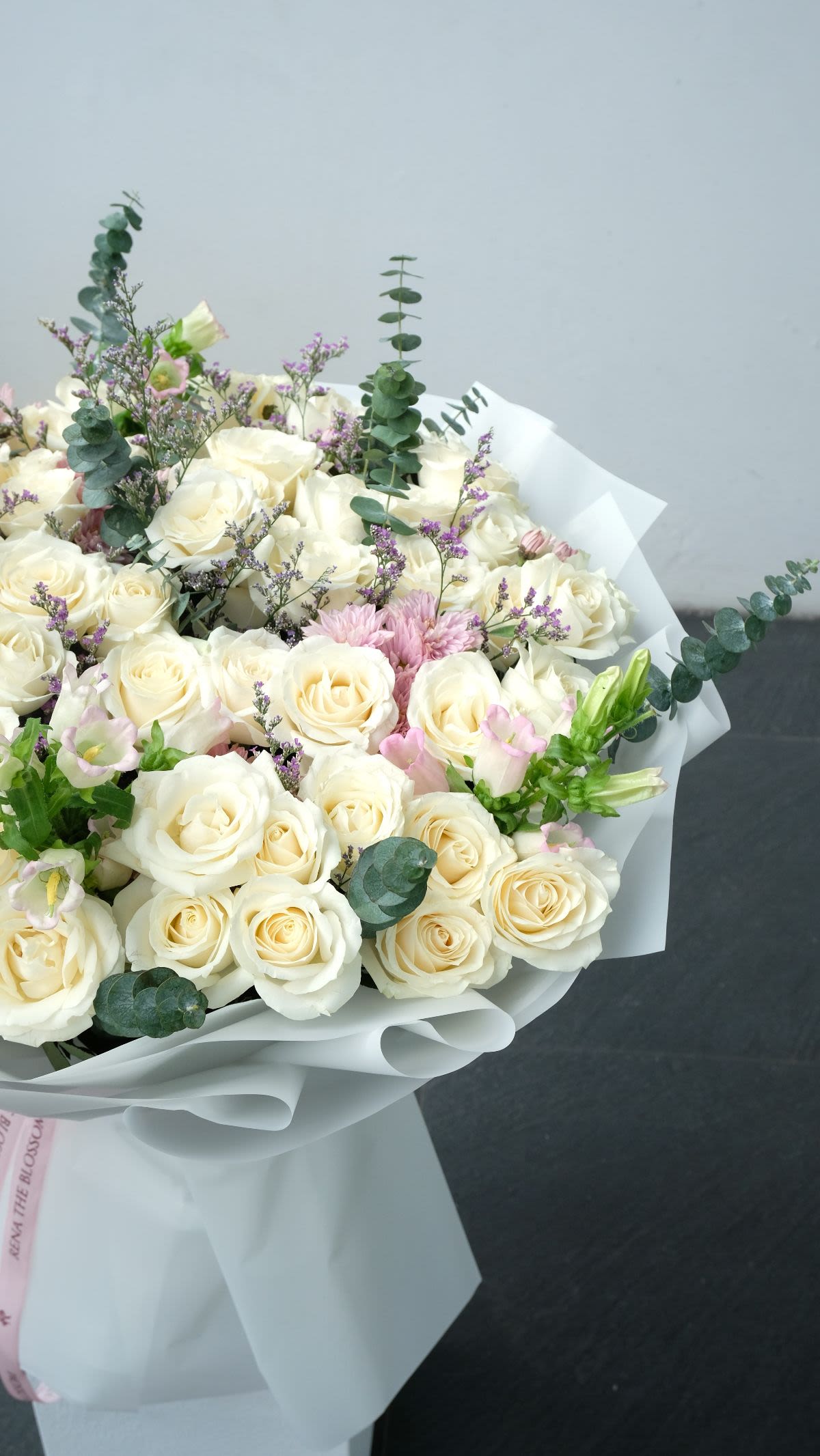 White Garden - Thumbnail 2 - fresh