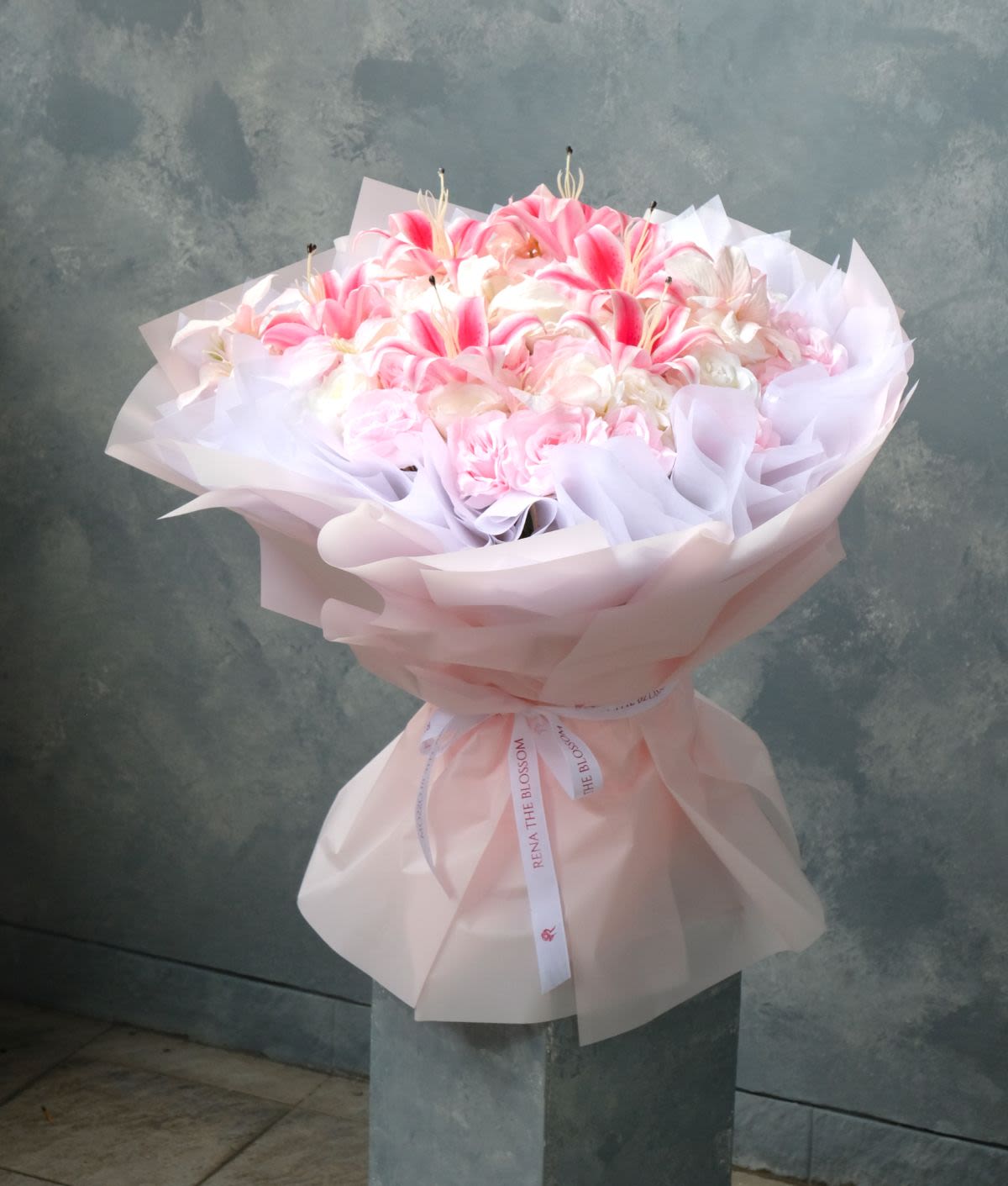 Lily Heaven - Artificial roses, lily & flamingo in pink & white — a permanently beautiful heaven. - Rena The Blossom Jakarta