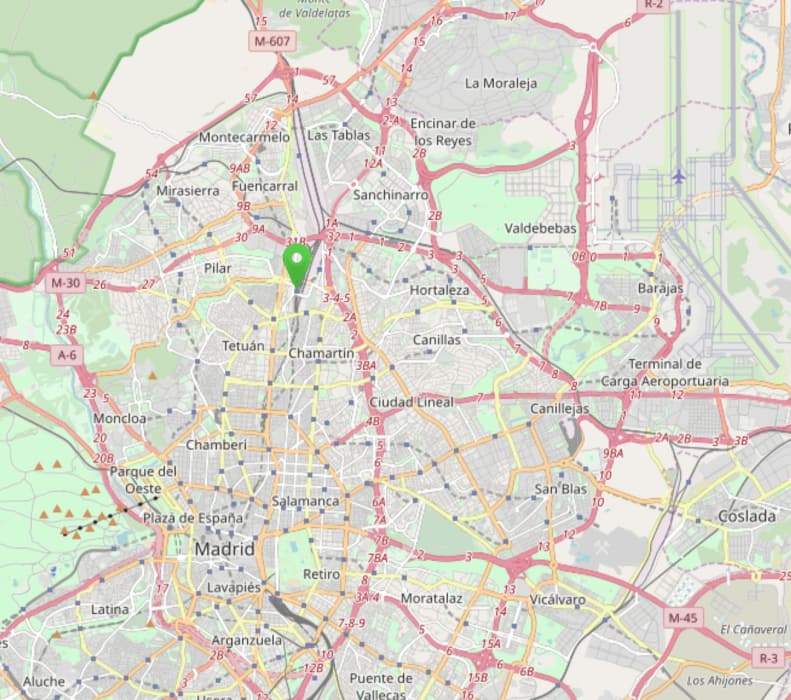 Mapa de Madrid con la estación de Chamartín marcada.