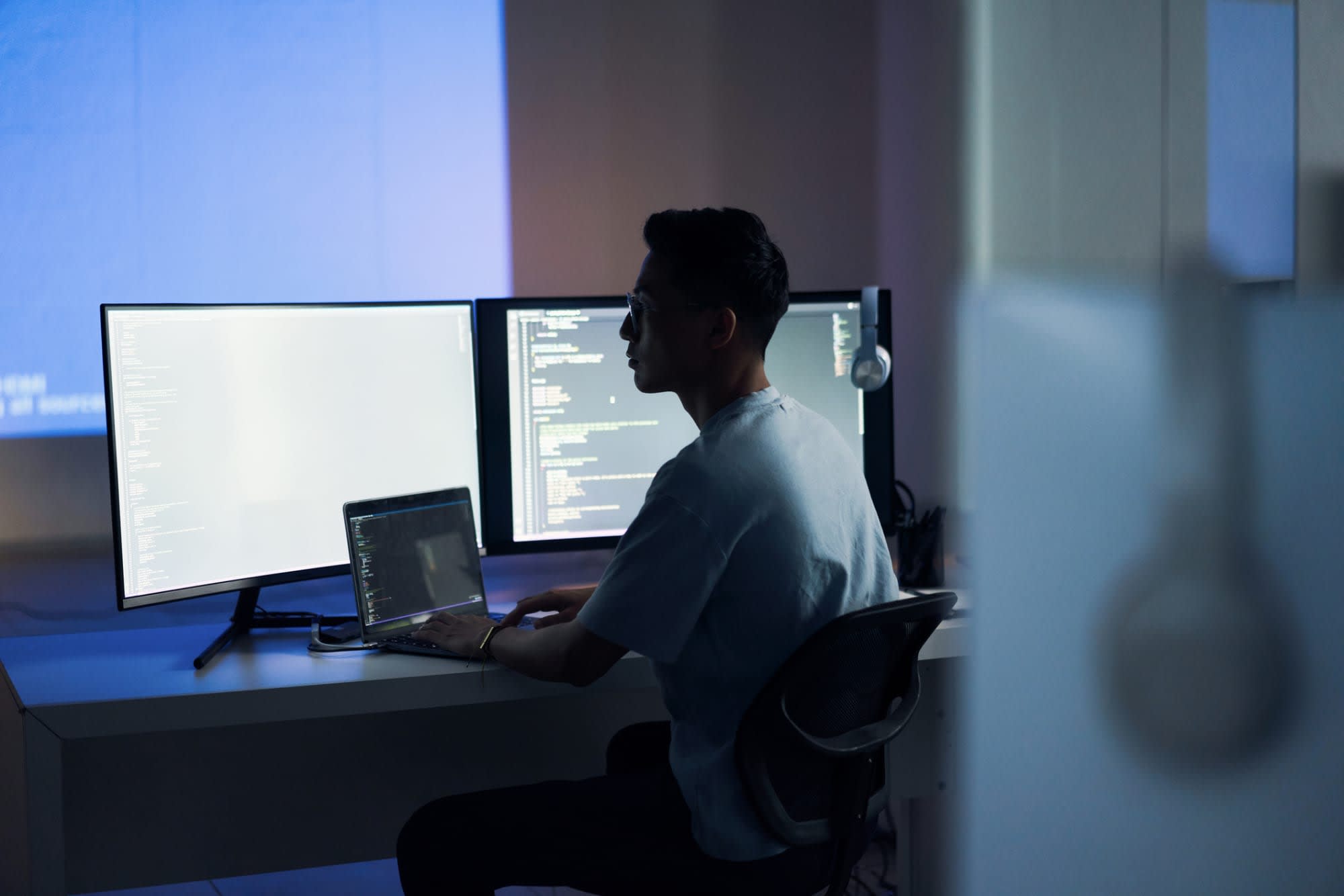 Remote Work Spurs Startup Boom: Why Bosses Want You Back in the Office