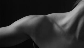 a close up of a shoulder