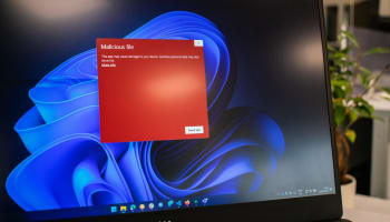 a computer screen with a red square on it