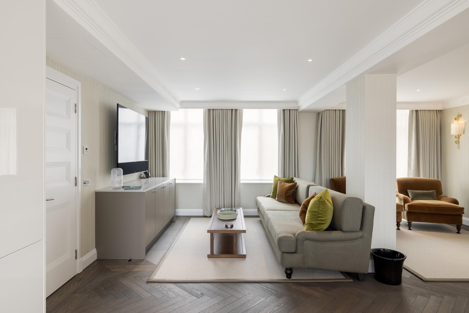 Hyde Park Residence 2671523 | JOHNS&CO