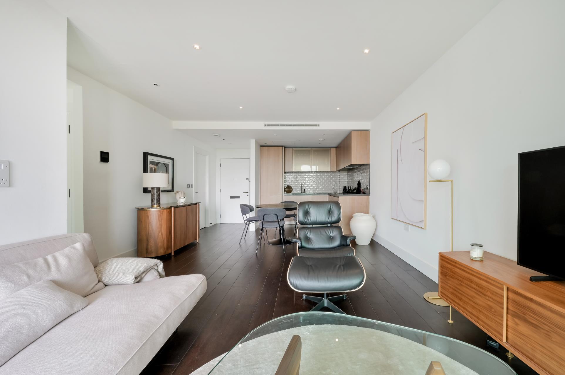 Radley House 2642822 | JOHNS&CO