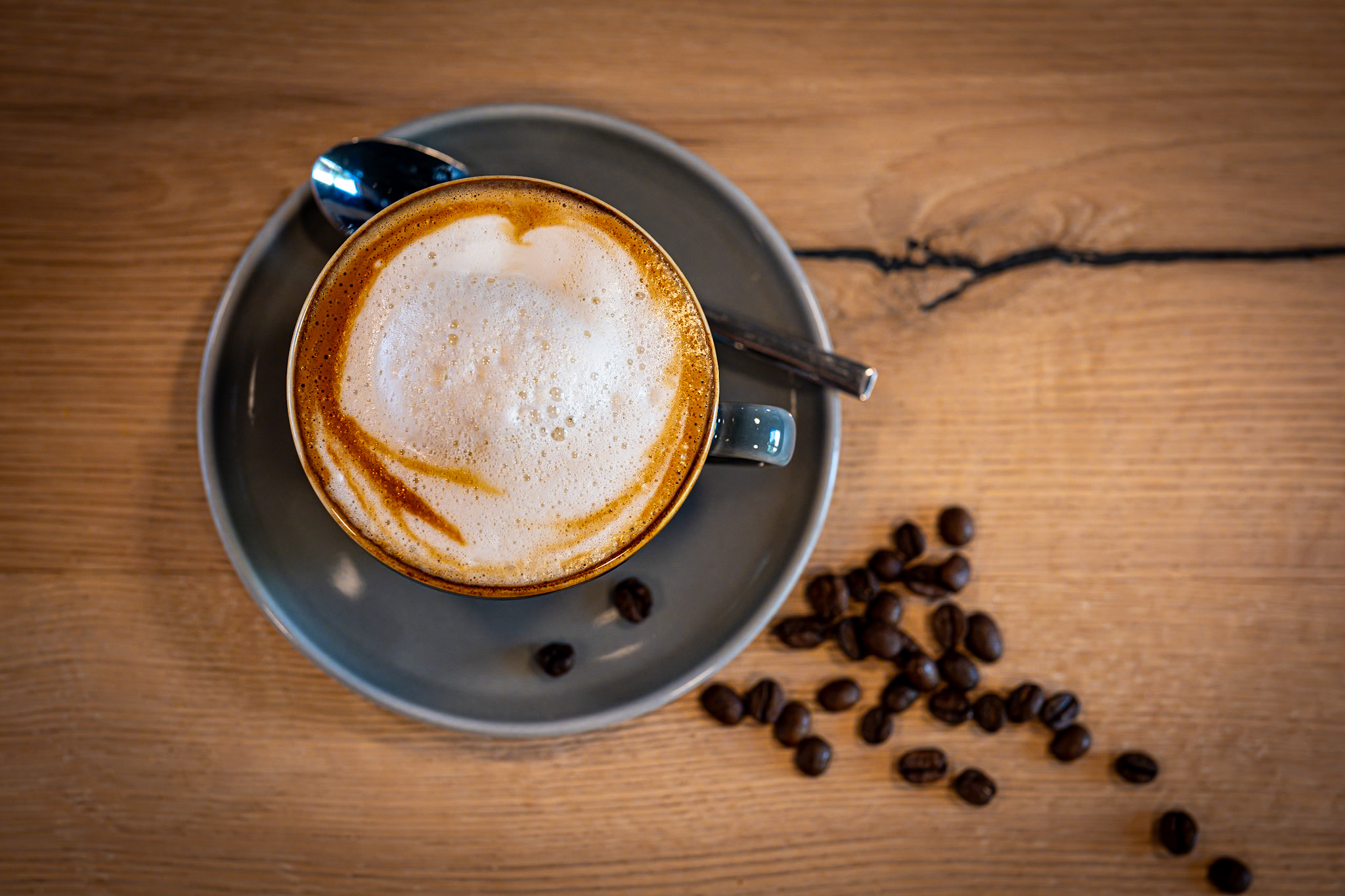 Kaffee trinken im Coliving Space in Berlin