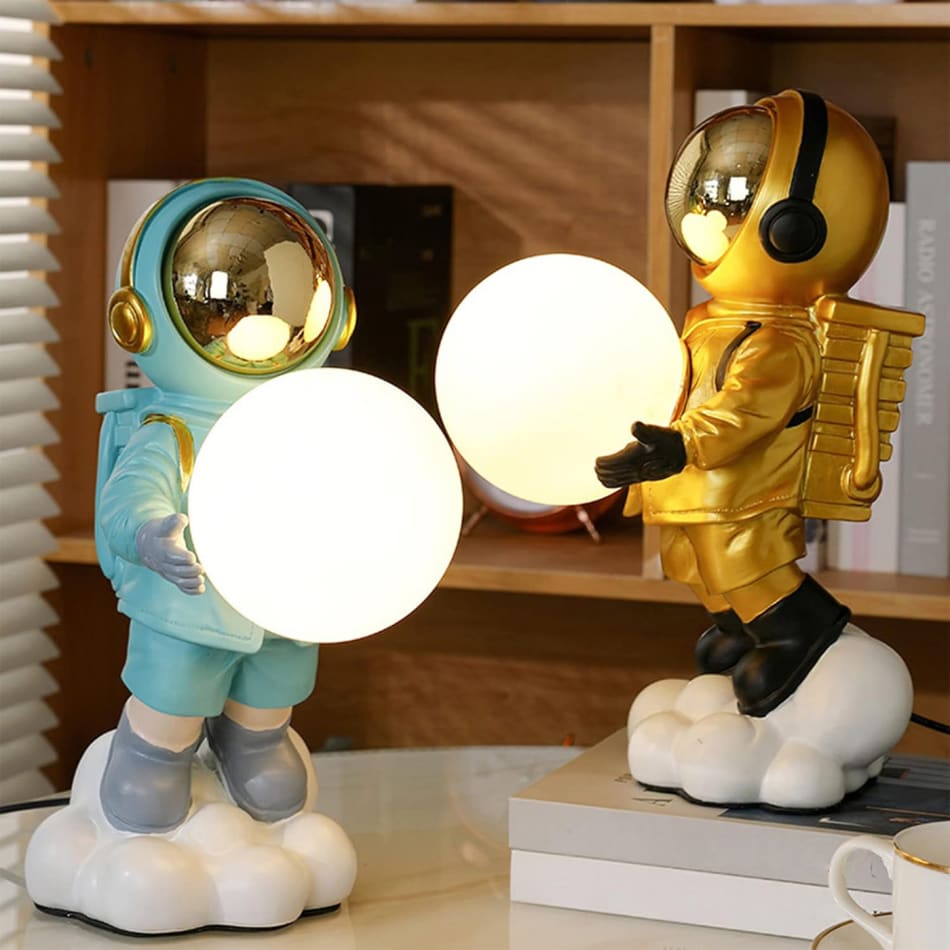 Astronaut night light deals