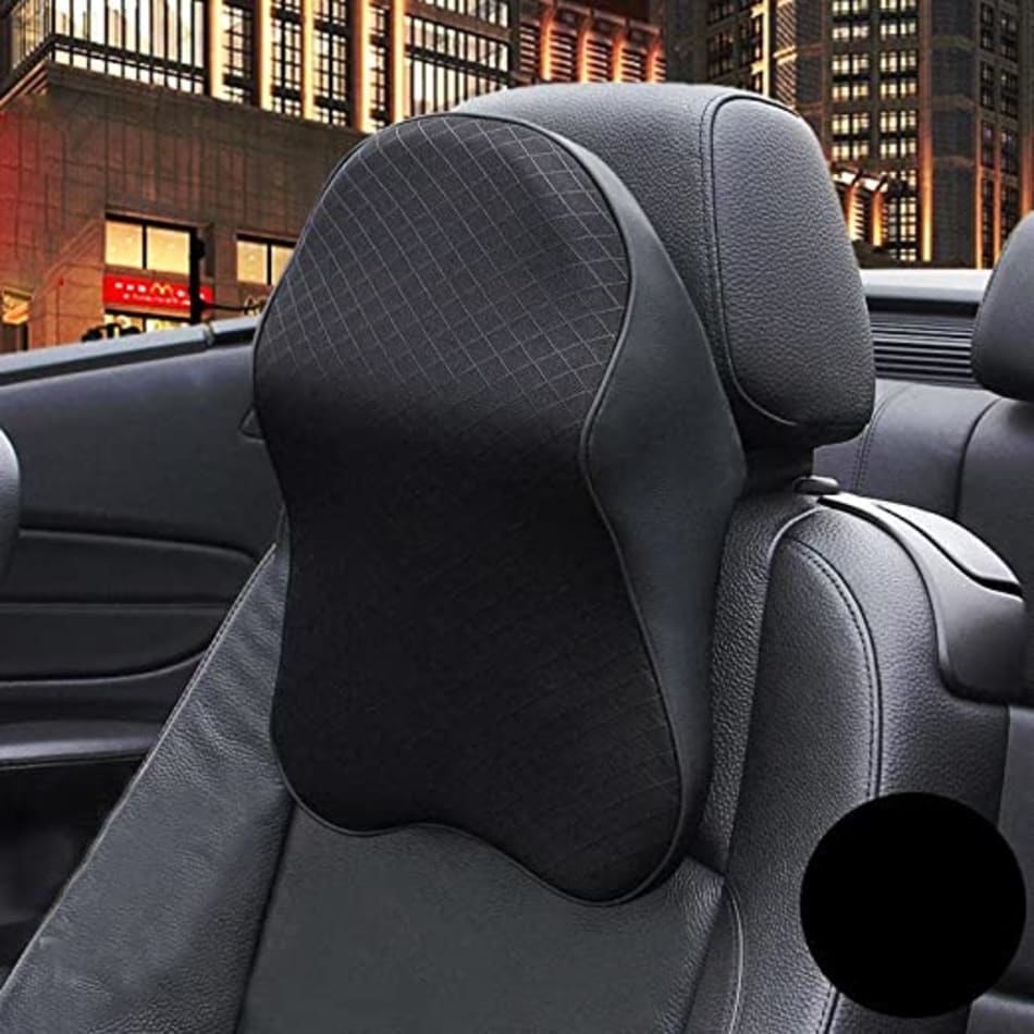 https://res.cloudinary.com/joinventures/f_auto,q_auto,t_pnopt19prodlp/products/p-car-headrest-pillow-zigzag-assorted-single-piece-251250-m.jpg