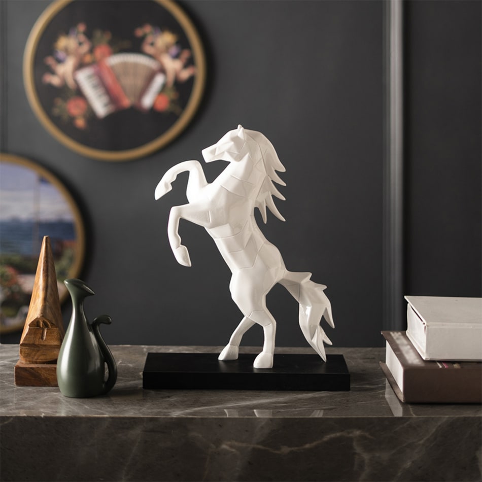 Horse Statue Benefits