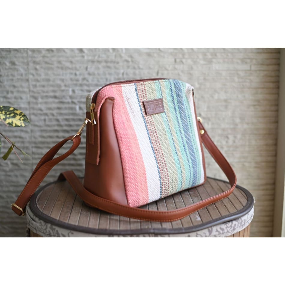 Pastel best sale sling bag
