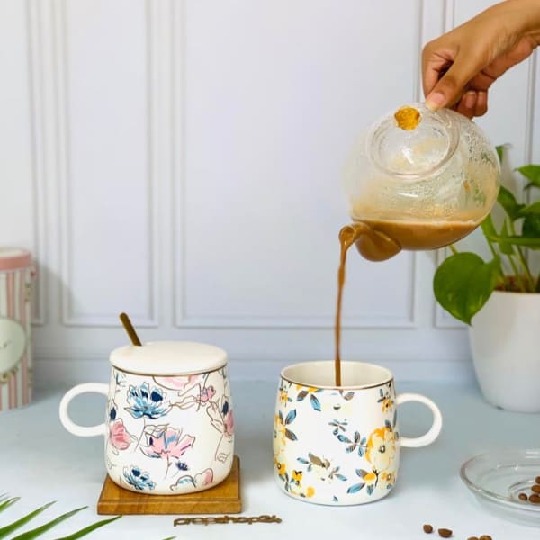 Coffee Mug With Lid And Spoon - Floral Print - Single Piece
