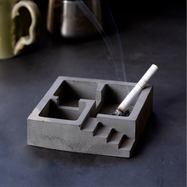 Distinctive Mazed Ashtray - Single Piece