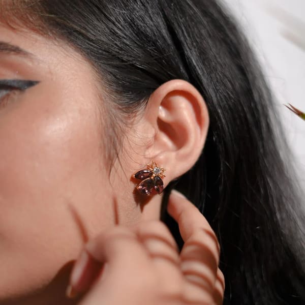 Earrings - Bee Stud