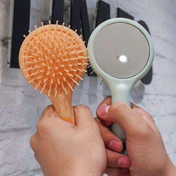 Hair Brush With Mirror - Single Piece
