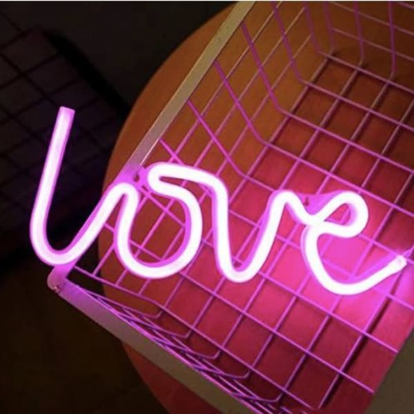 LED Light - Love - Neon - Single Piece