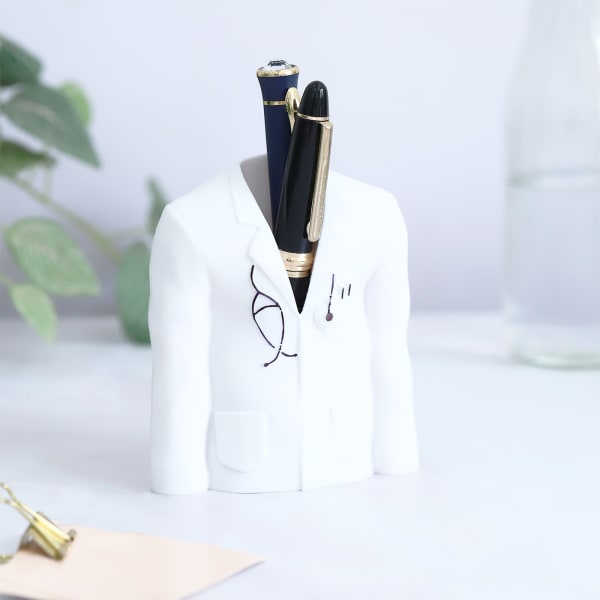 Personalized Doctor Coat Pen Stand