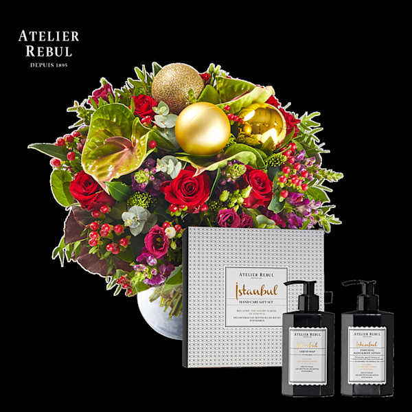 Red Christmas bouquet Atelier Rebul TM