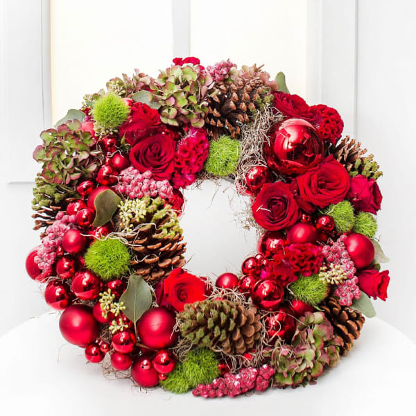 Shining Christmas Wreath