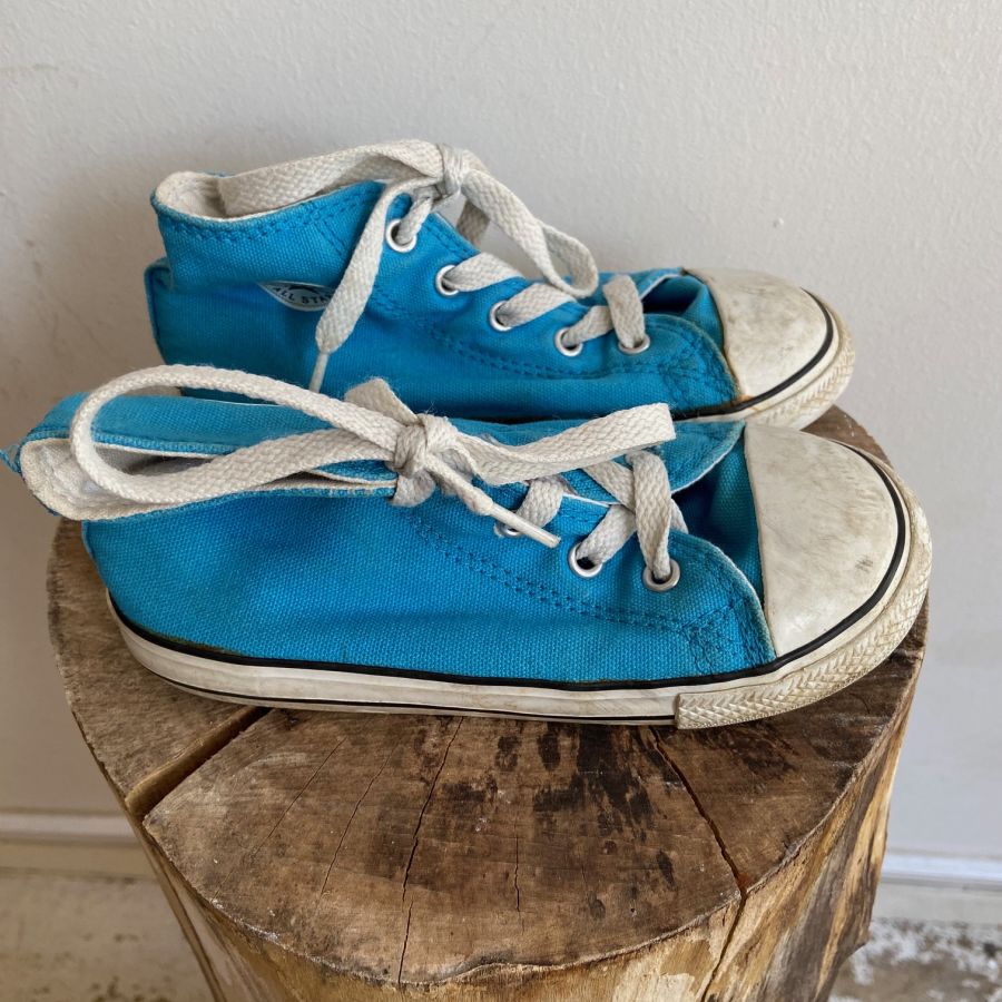 converse kids size 10
