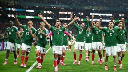 Mexico batters Ecuador