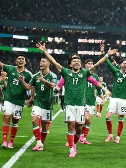 Mexico batters Ecuador
