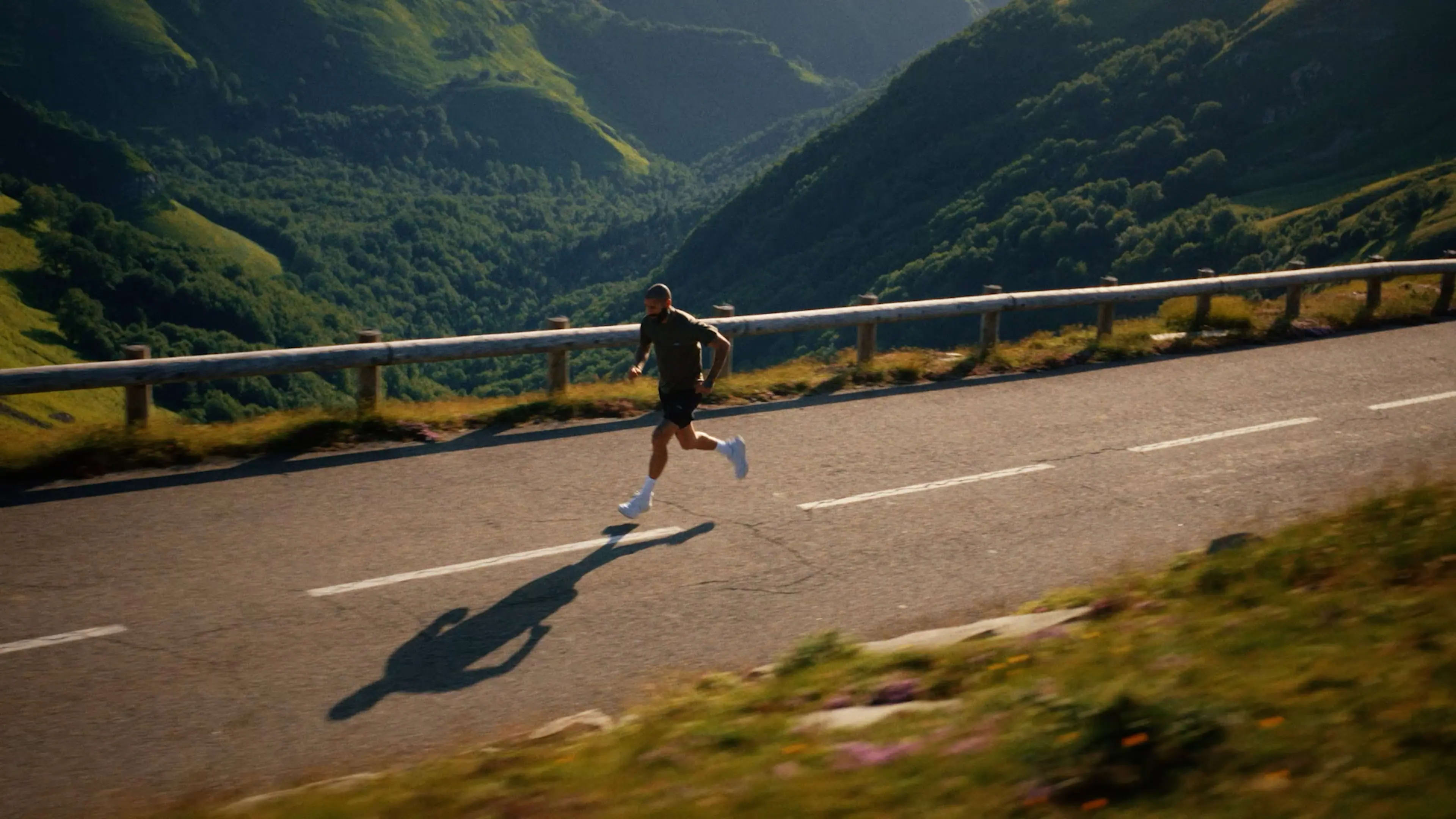 Asphalte — La tenue de sport — campaign by Joris Favraud — still 3