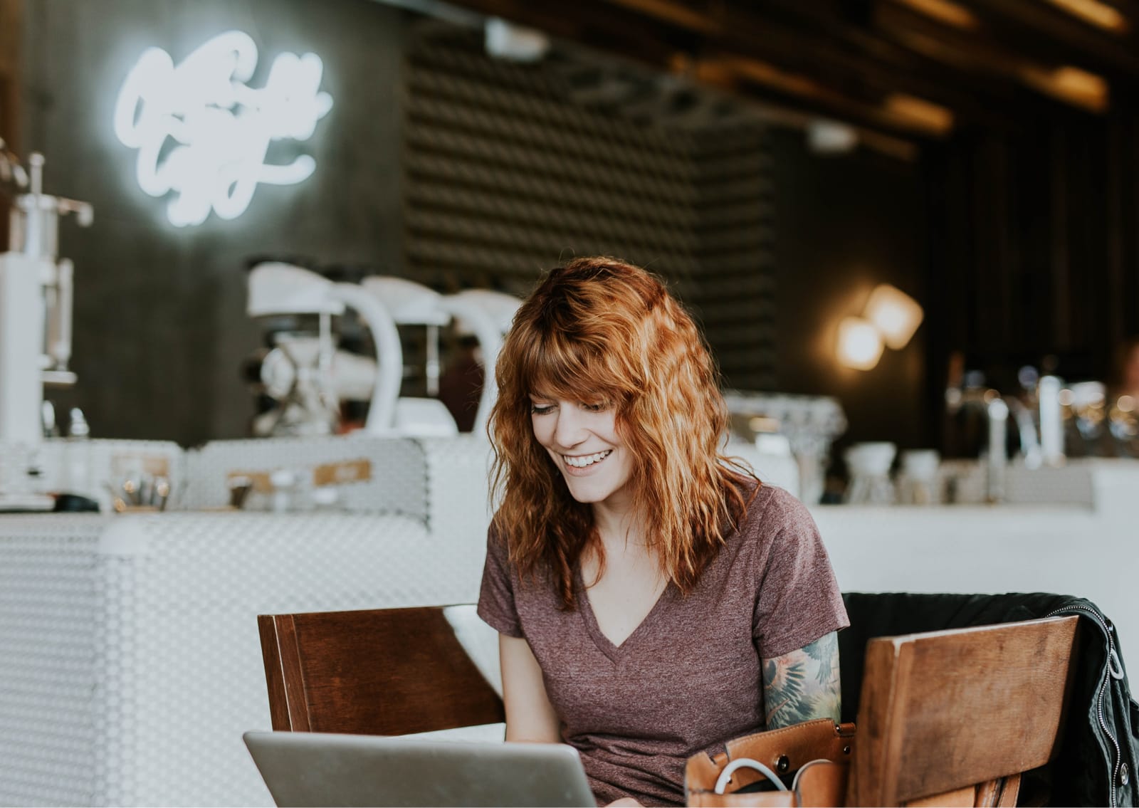 woman at laptop