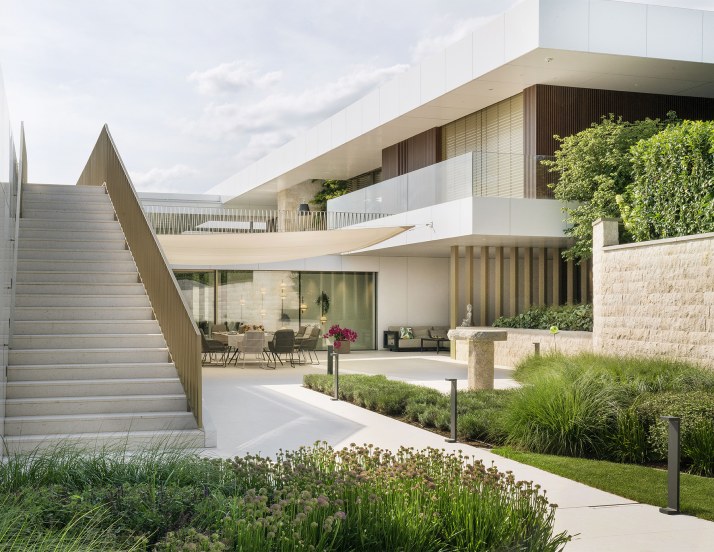 Villa Hellbronce