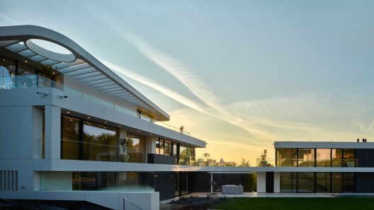 villa-kg-aussenansicht-sonneuntergang