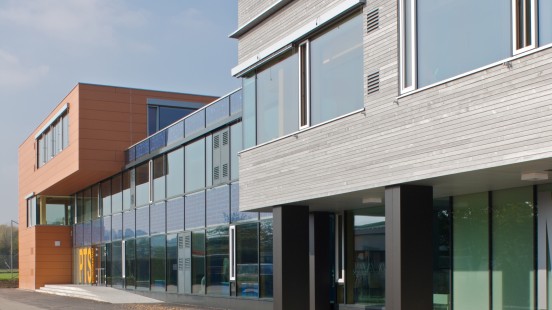 Pilotprojekt von Josko Schule Schwanenstadt mit Fenstern von Josko 