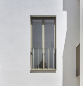 Französicher Balkon mit Fenstern von Josko