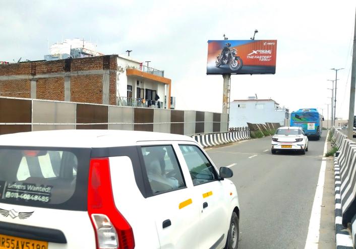 Unipole at Bijwasan Flyover-1, Delhi towards Dwarka Expressway, New Delhi photo 1