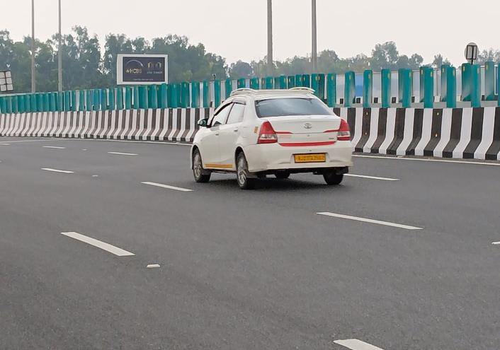 Unipole at Dwarka Expressway -3a, Dwarka towards NH-8, New Delhi photo 1
