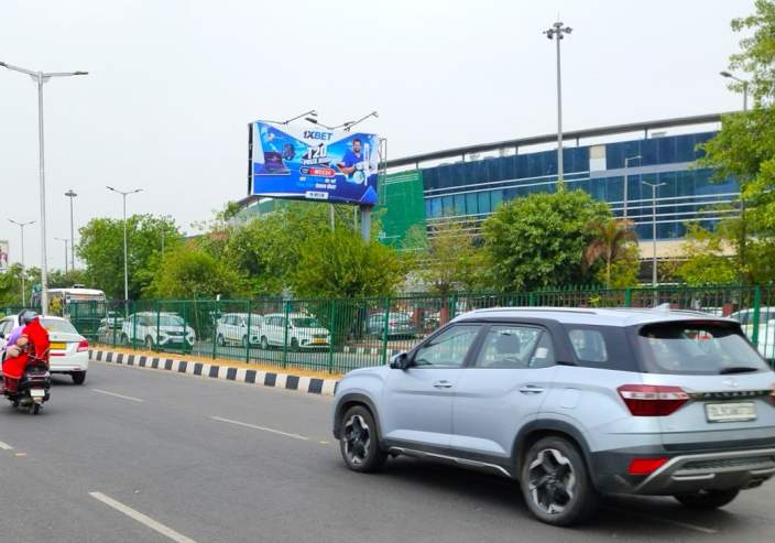 Unipole at Dwarka Sector 21 Infront of Pacific Mall, NH-8 towards Dwarka, New Delhi photo 1