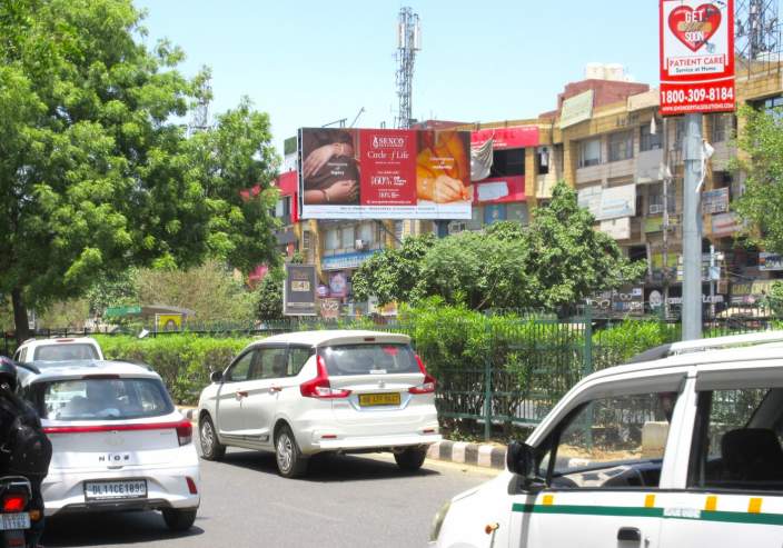 Unipole at Dwarka Sector 6 Market Nr. Bqs, Dwarka Sector 7 towards Dwarka Sector 4&5, New Delhi photo 1