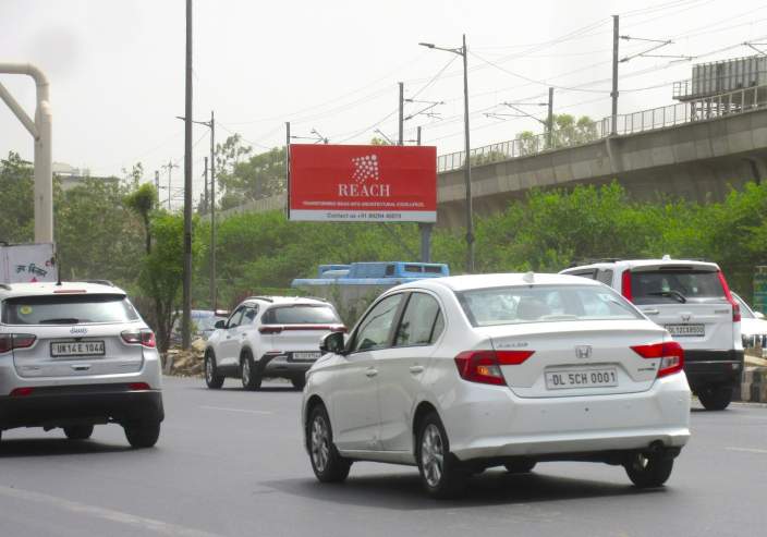 Unipole at Punjabi Bagh Flyover-2, NSP towards Dhaula Kuan, New Delhi photo 1
