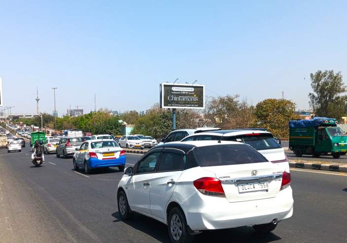 Unipole at Punjabi Bagh Flyover-4, Rajouri Garden towards NSP, New Delhi photo 1
