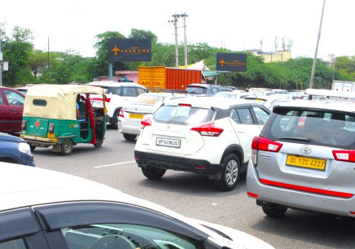 Unipole at Mahipalpur NH-8 Set of 2, Delhi towards Gurgaon, New Delhi photo 1