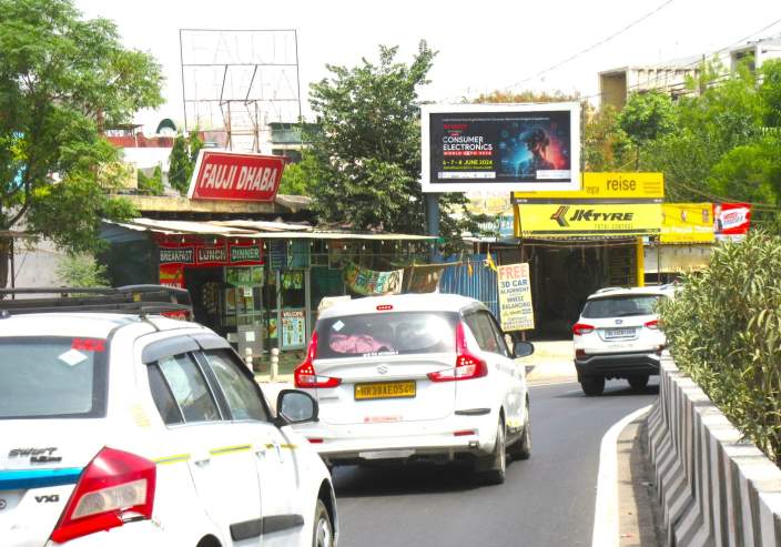 Unipole at Mahipalpur Bypass, Vasant Kunj towards Airport, New Delhi photo 1