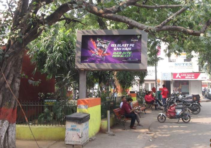 Unipole at Defence Colony Market, Market Area, New Delhi - Position 1 photo 1