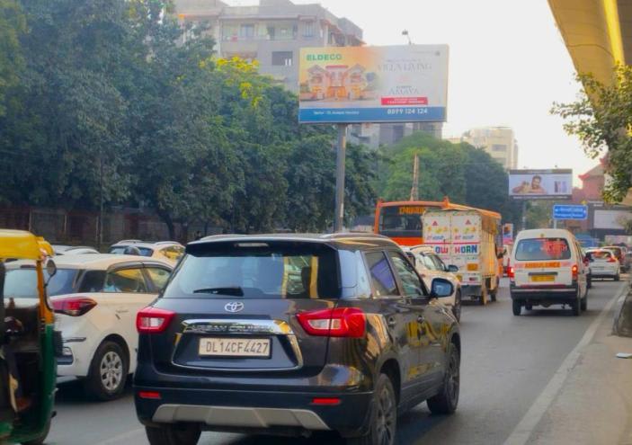 Unipole at Near Pitampura Metro Station opposite. Senco Gold Showroom- 3, NSP towards Madhuban Chowk, New Delhi photo 1