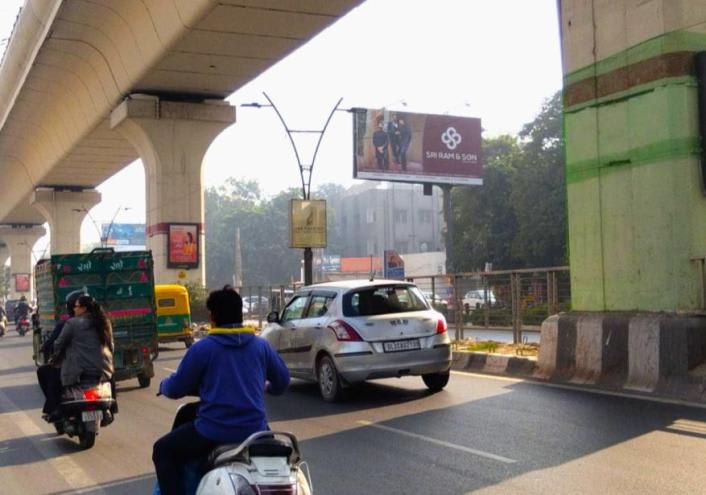 Unipole at Near Pitampura Metro Station -4, Madhuban Chowk towards NSP, New Delhi photo 1