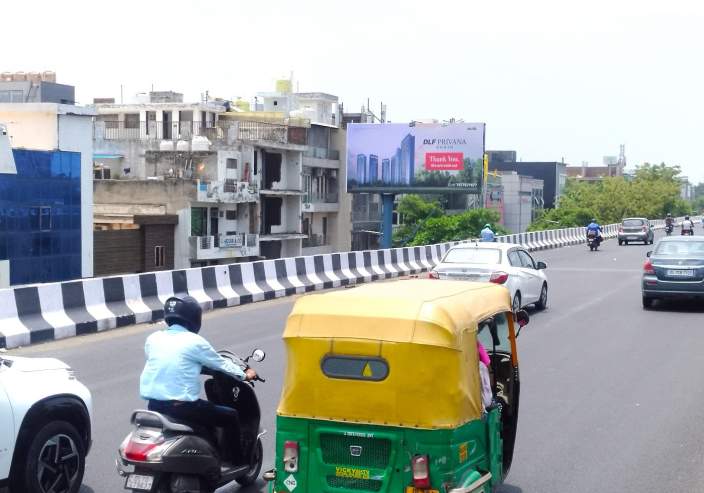 Unipole at Outer Ring Road - Rohini Flyover-1, Madhuban Chowk towards Peeragarhi, New Delhi photo 1