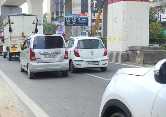 Unipole at Madhuban Chowk -1, Rithala towards Madhuban Chowk, New Delhi photo 1