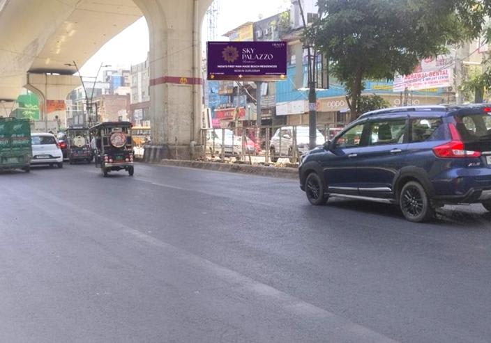 Unipole at After Rohini East Metro Station-5, Rithala towards Madhuban Chowk, New Delhi photo 1