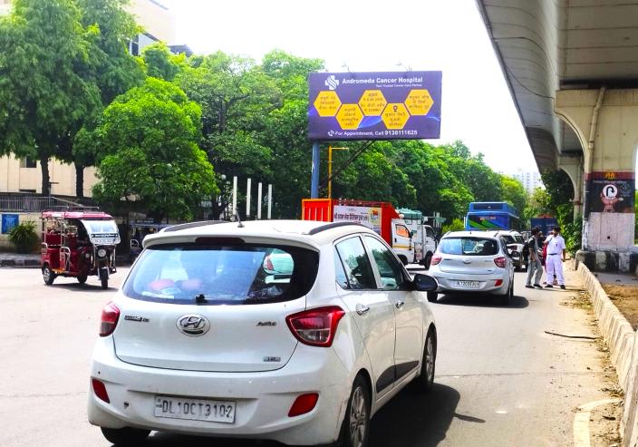 Unipole at Opposite Rajiv Gandhi Cancer Hospital Rohini, Madhuban Chowk towards Rithala, New Delhi photo 1