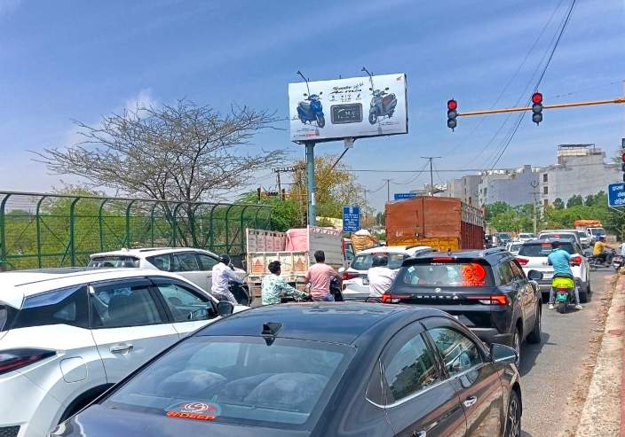 Unipole at Dwarka Dhish Chowk Rohini Sector 26, Rohini Sector 11 G3s Mall towards Shahbad Dairy Rohini Sector 26, New Delhi photo 1