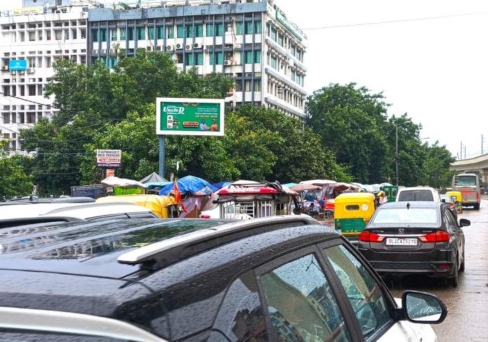 Unipole at Ring Road Azadpur, Adarsh Nagar towards Model Town, New Delhi photo 1