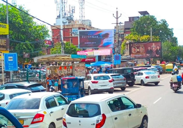 LED Screen at Deep Market Ashok Vihar, Ashok Vihar towards Shalimar Bagh, New Delhi - Position 2 photo 1