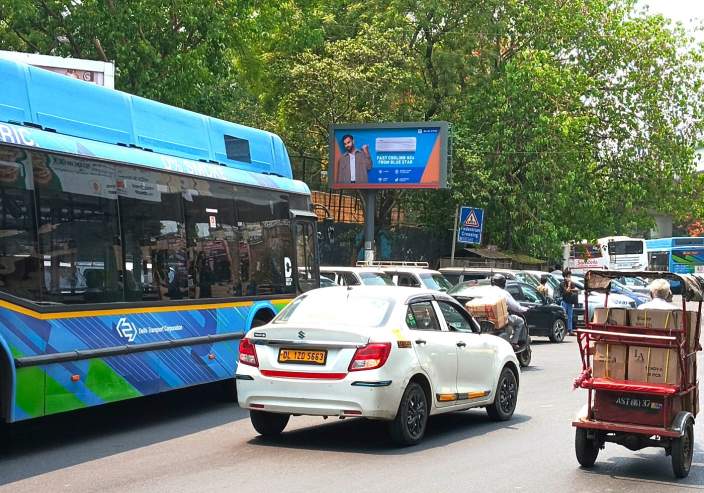 Unipole at Smart Signage- Karol Bagh Round About-03, Jhandewalan towards Patel Nagar, New Delhi photo 1